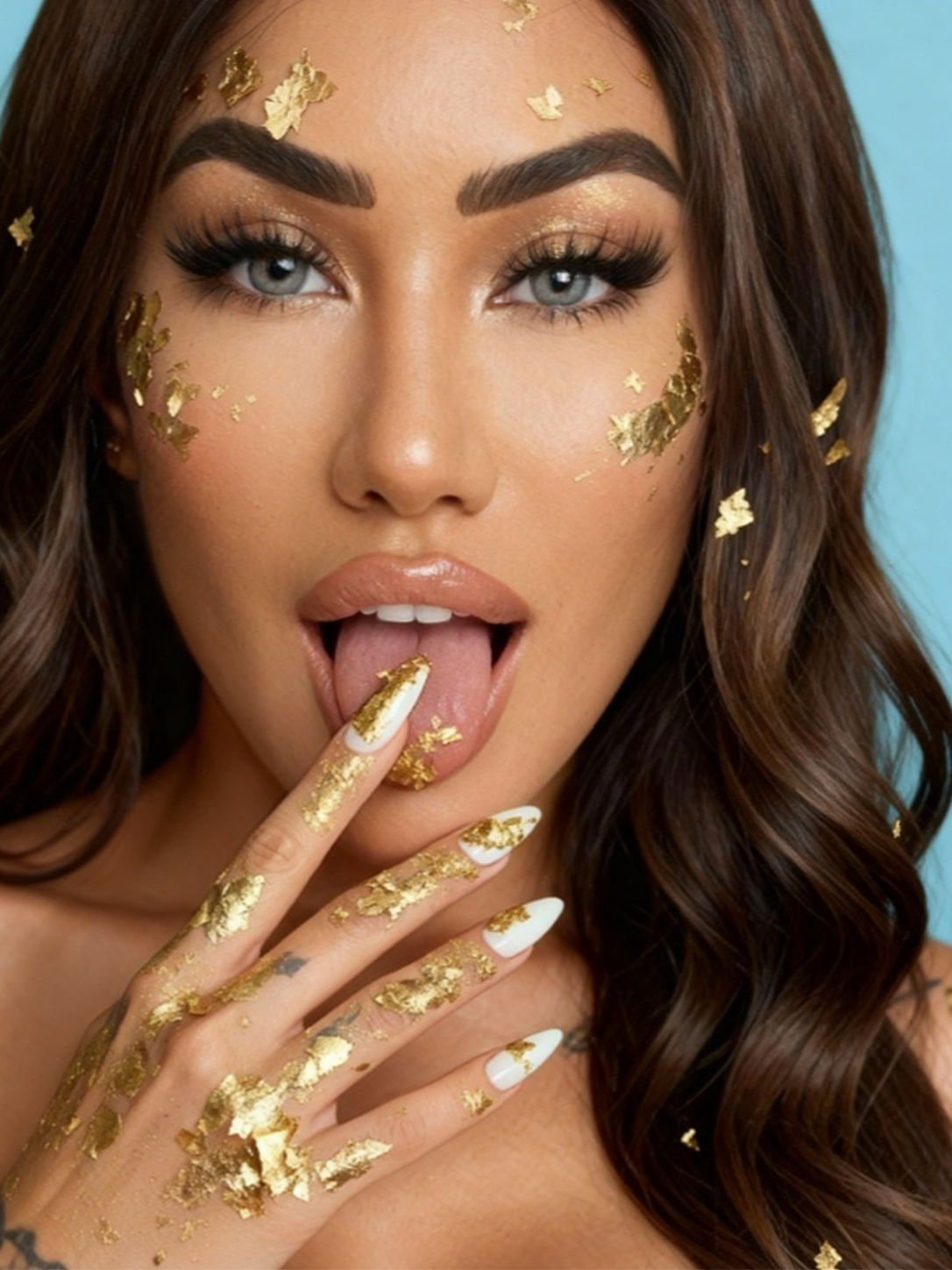 Amia Miley · Beauty model · Holloway Management