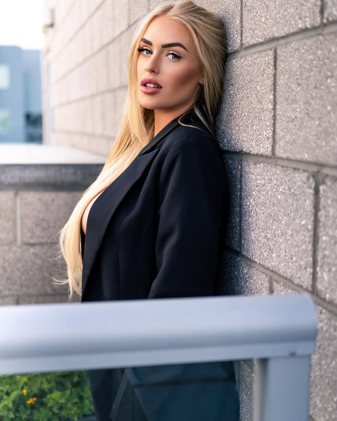 Tiauna Riley · Lifestyle · Holloway Talent Management